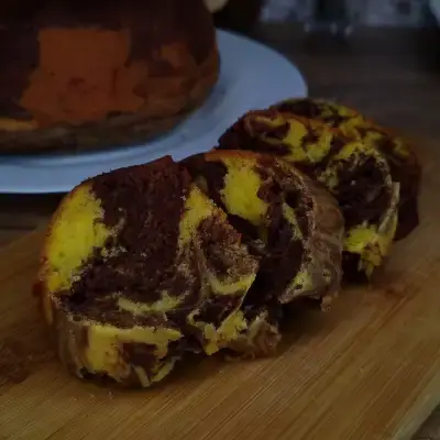 Мраморный тыквенно-шоколадный кекс